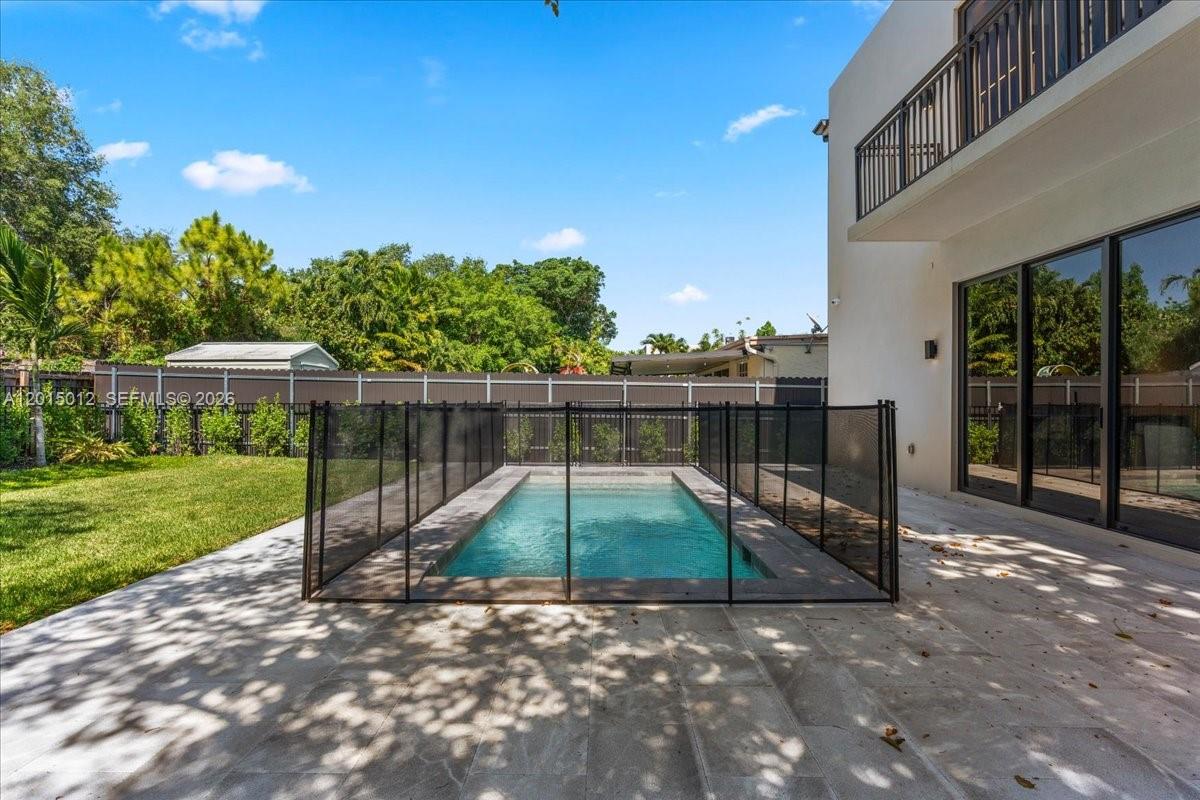 2175 Southwest 25th Street Miami, FL 33133 - Photo 38 of 39
