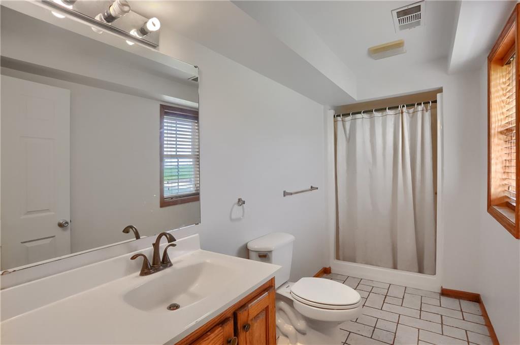 635 Cameron Road New Castle, PA 16101 - Photo 33 of 48