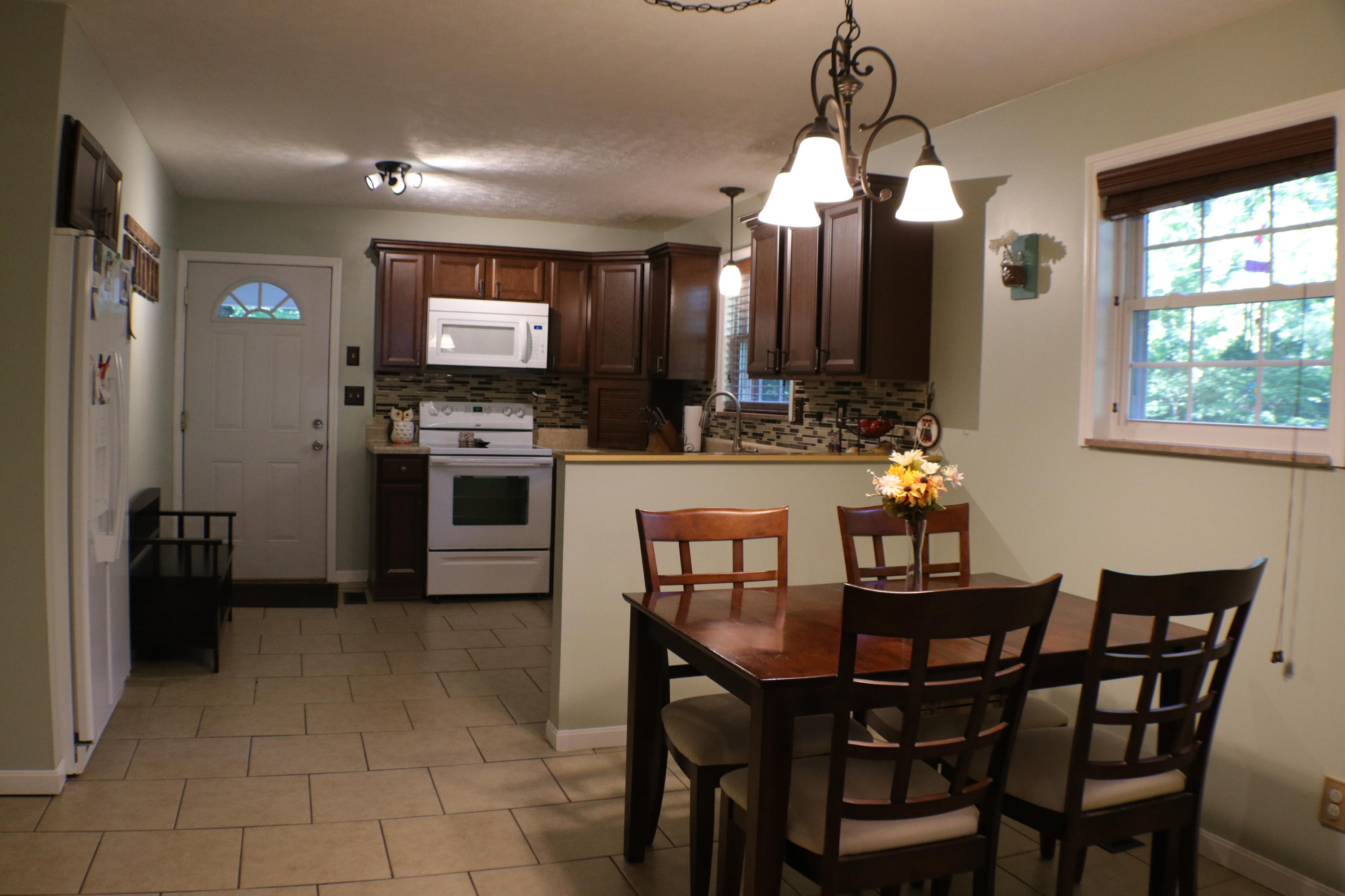 6043 Magazine Road Knoxville, TN 37920 - Photo 11 of 27 Kitchen/Dining