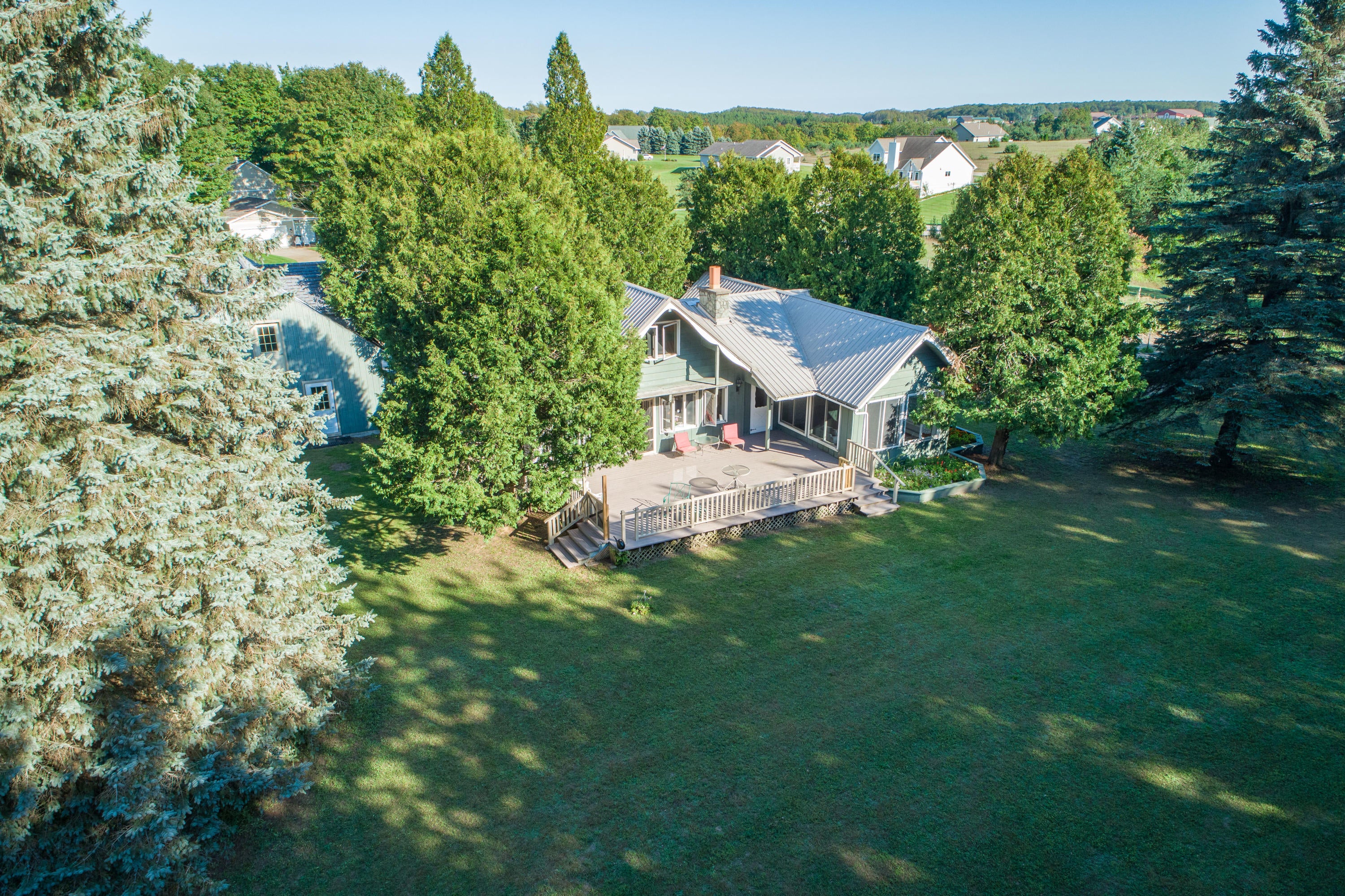 292 Pray Road Gaylord, MI 49735 - Photo 2 of 32 Gallery Image 2