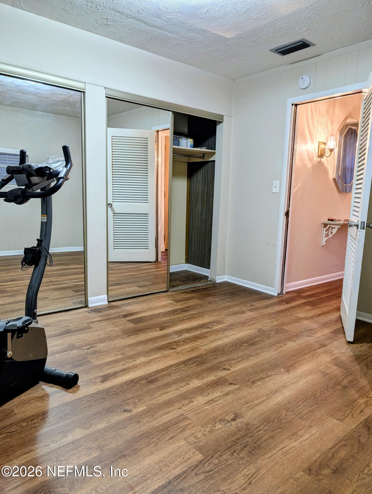 4646 Martingale Road Jacksonville, FL 32210 - Photo 20 of 22 PXL_20260206_231646404~2