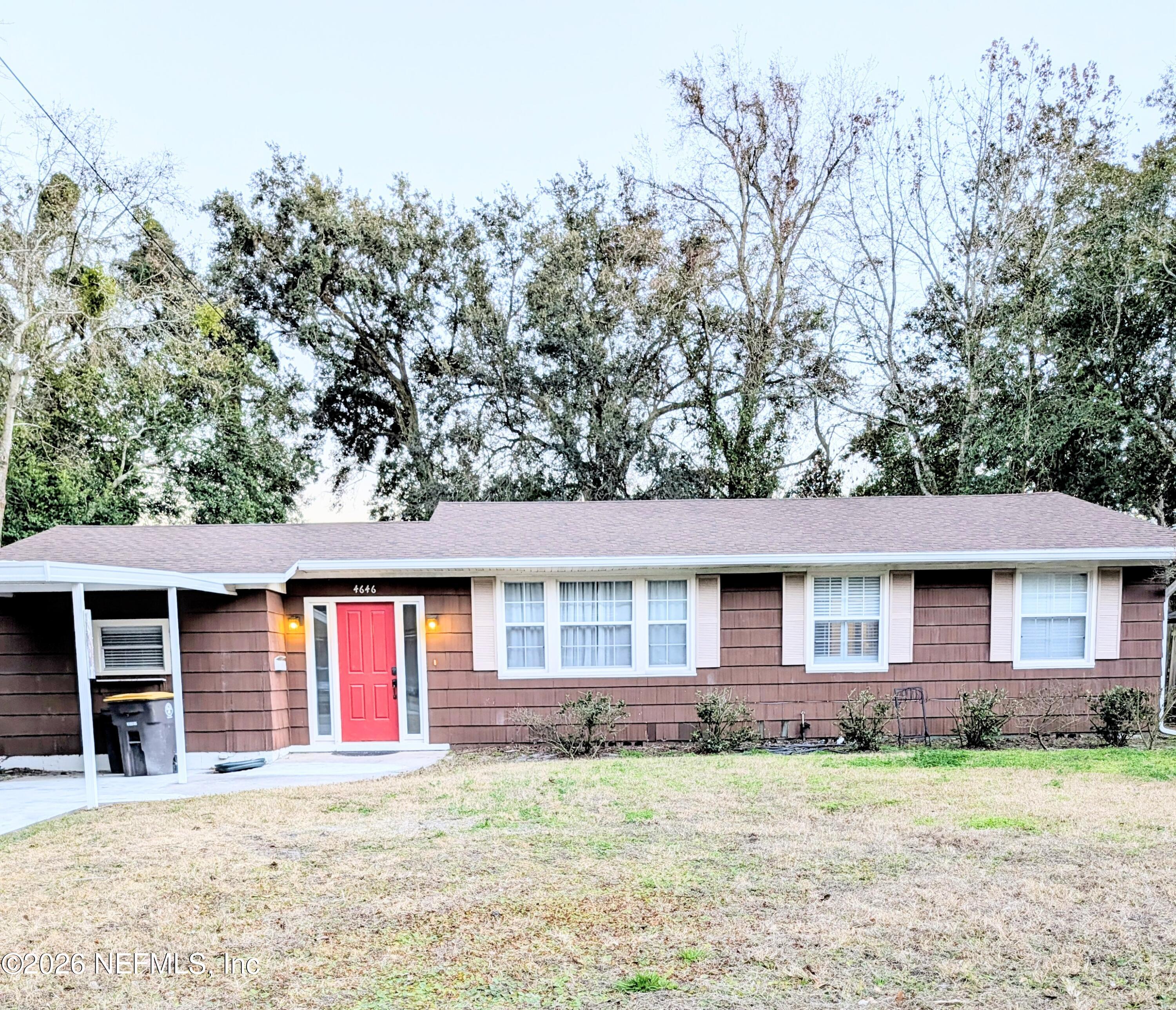 4646 Martingale Road Jacksonville, FL 32210 - Photo 2 of 22 PXL_20260206_230522278~2