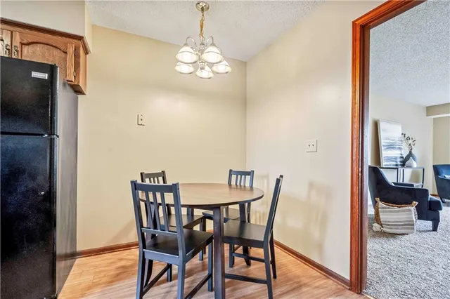 $160,000 | 1112 Jeff Circle, Paola, KS 66071