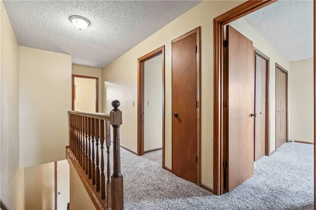 $160,000 | 1112 Jeff Circle, Paola, KS 66071