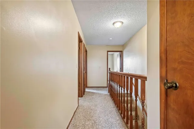 $160,000 | 1112 Jeff Circle, Paola, KS 66071