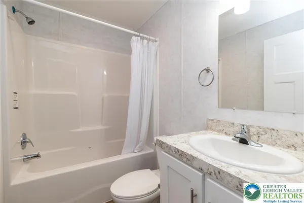 $169,900 | 465 Royal Manor Road, Unit LOT 4, Easton, PA 18042