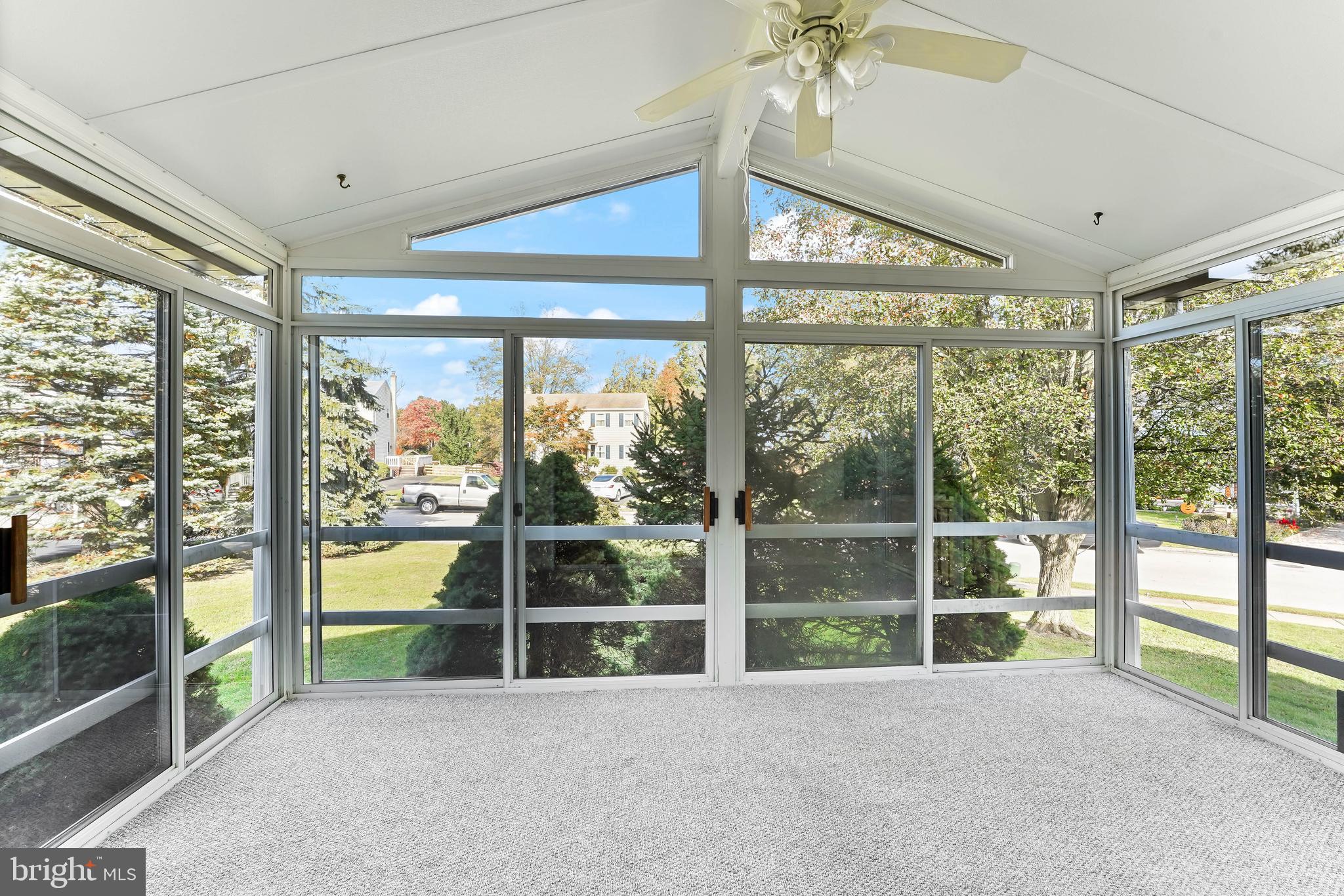 140 Cherry Lane Folsom, PA 19033 - Photo 14 of 35 Great place to hang out!