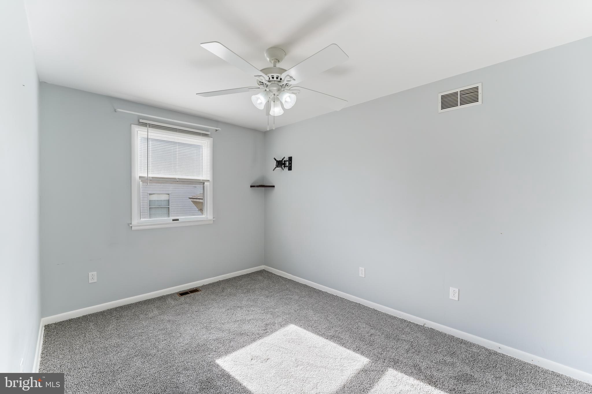 140 Cherry Lane Folsom, PA 19033 - Photo 20 of 35 Master Bedroom