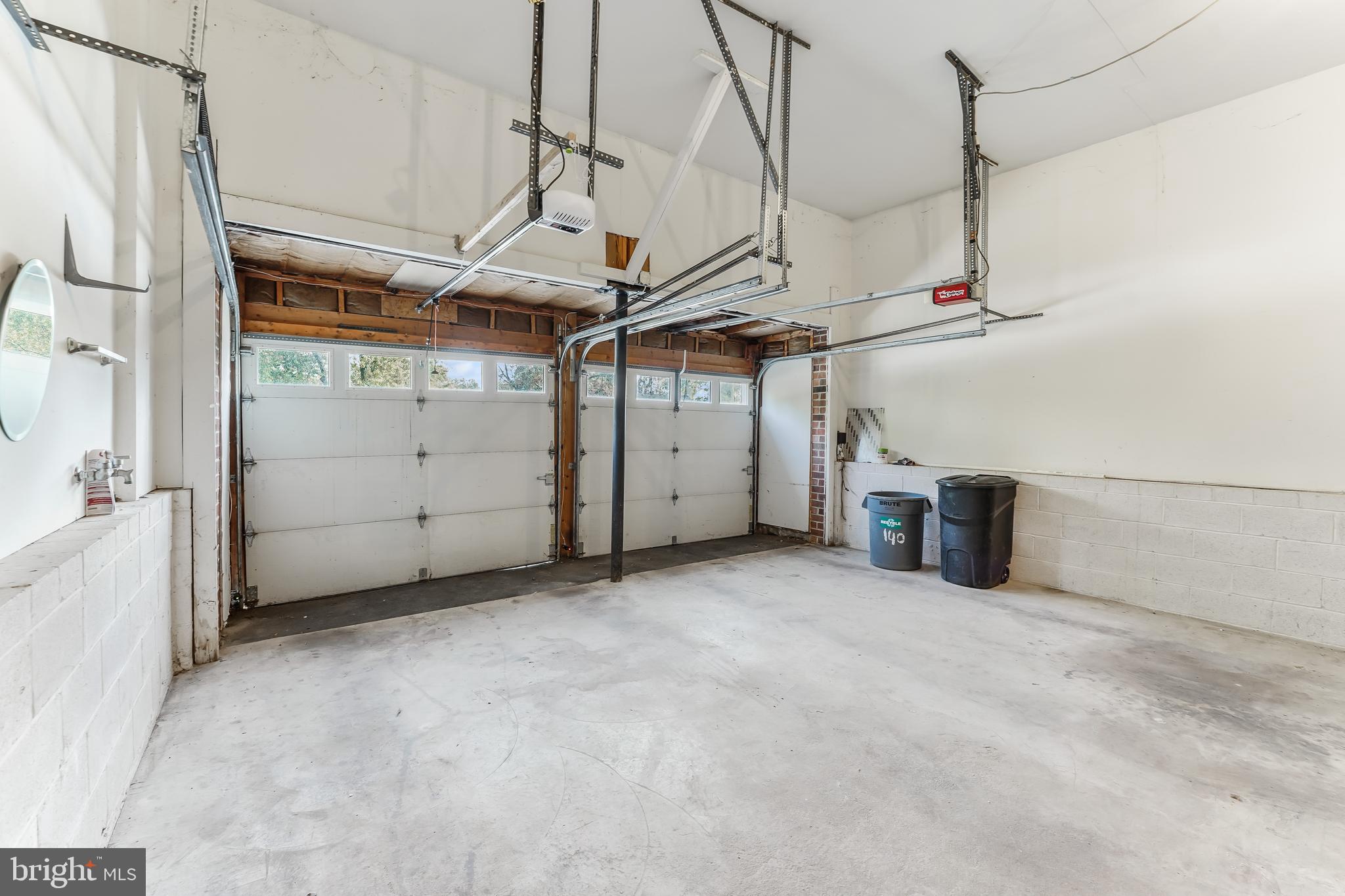 140 Cherry Lane Folsom, PA 19033 - Photo 26 of 35 Big two car garage