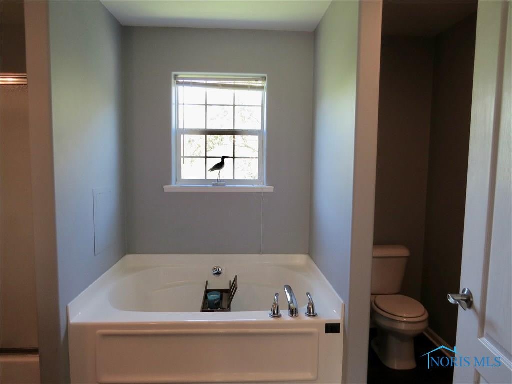 6141 Bay Shore Road Oregon, OH 43616 - Photo 32 of 43 Gallery Image 32
