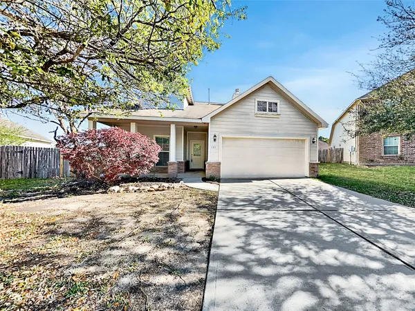 $1,820 | 1011 High Lane Court, Conroe, TX 77301