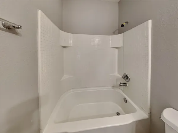 $1,820 | 1011 High Lane Court, Conroe, TX 77301