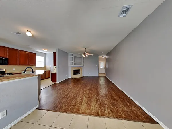 $1,820 | 1011 High Lane Court, Conroe, TX 77301