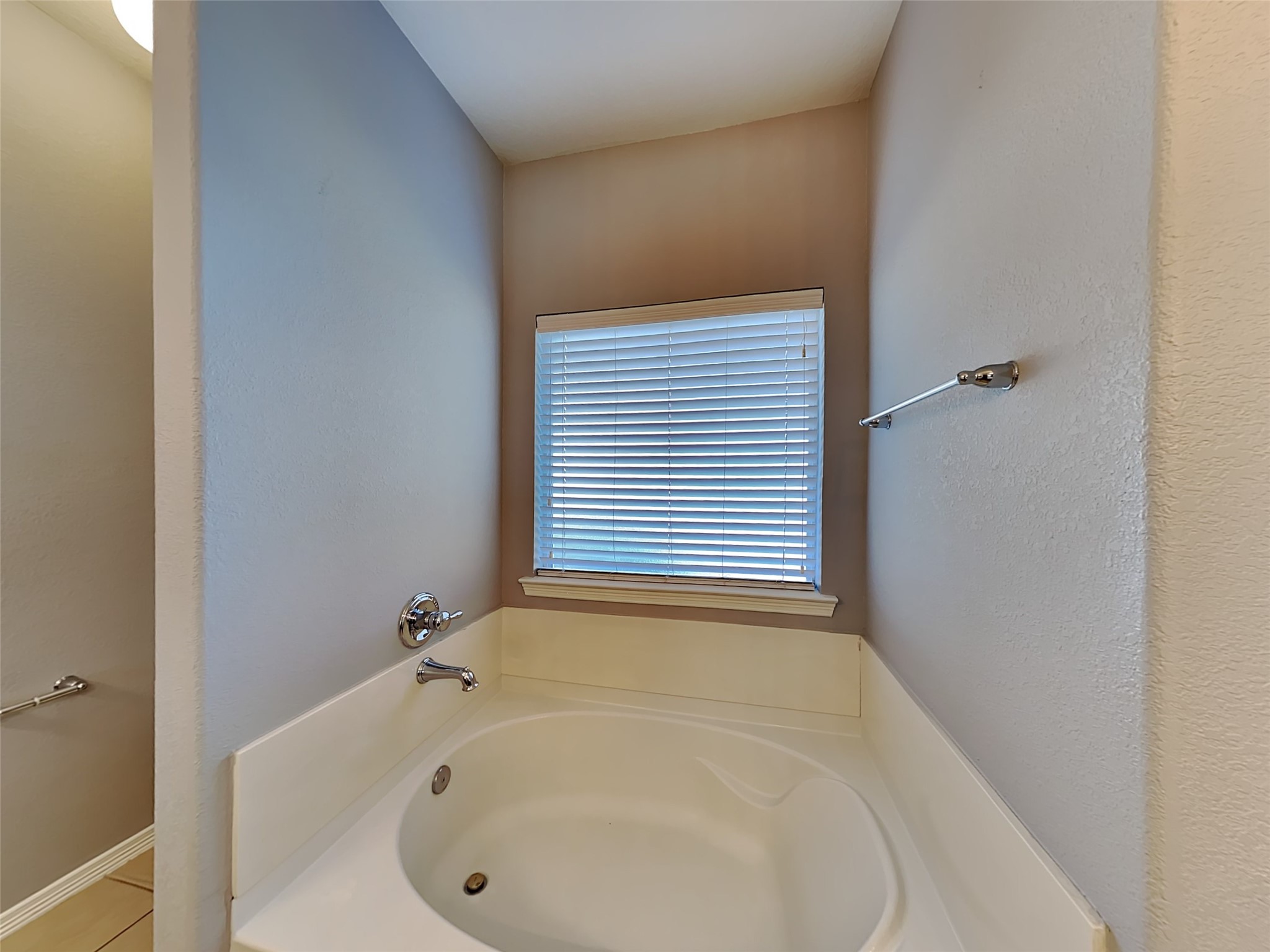 1011 High Lane Court Conroe, TX 77301 - Photo 9 of 16