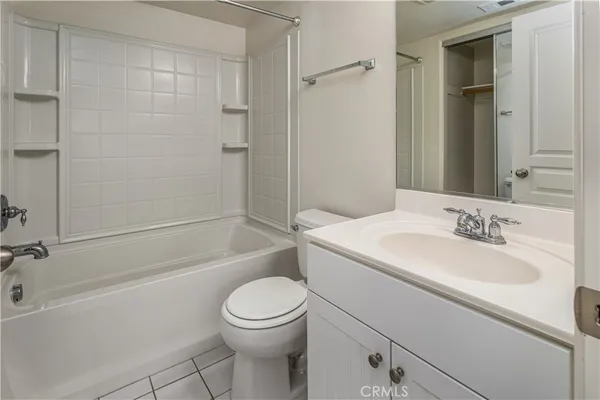 $4,250 | 755 Harbor Cliff Way, Unit 110, Oceanside, CA 92054
