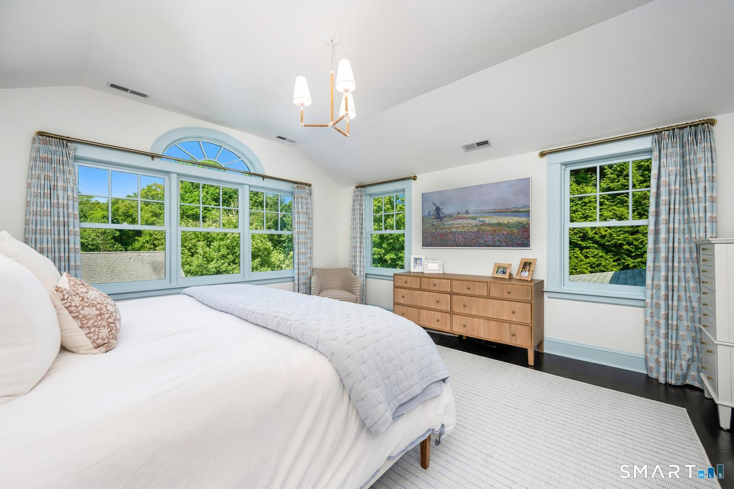5 Birch Road Darien, CT 06820 - Photo 19 of 40