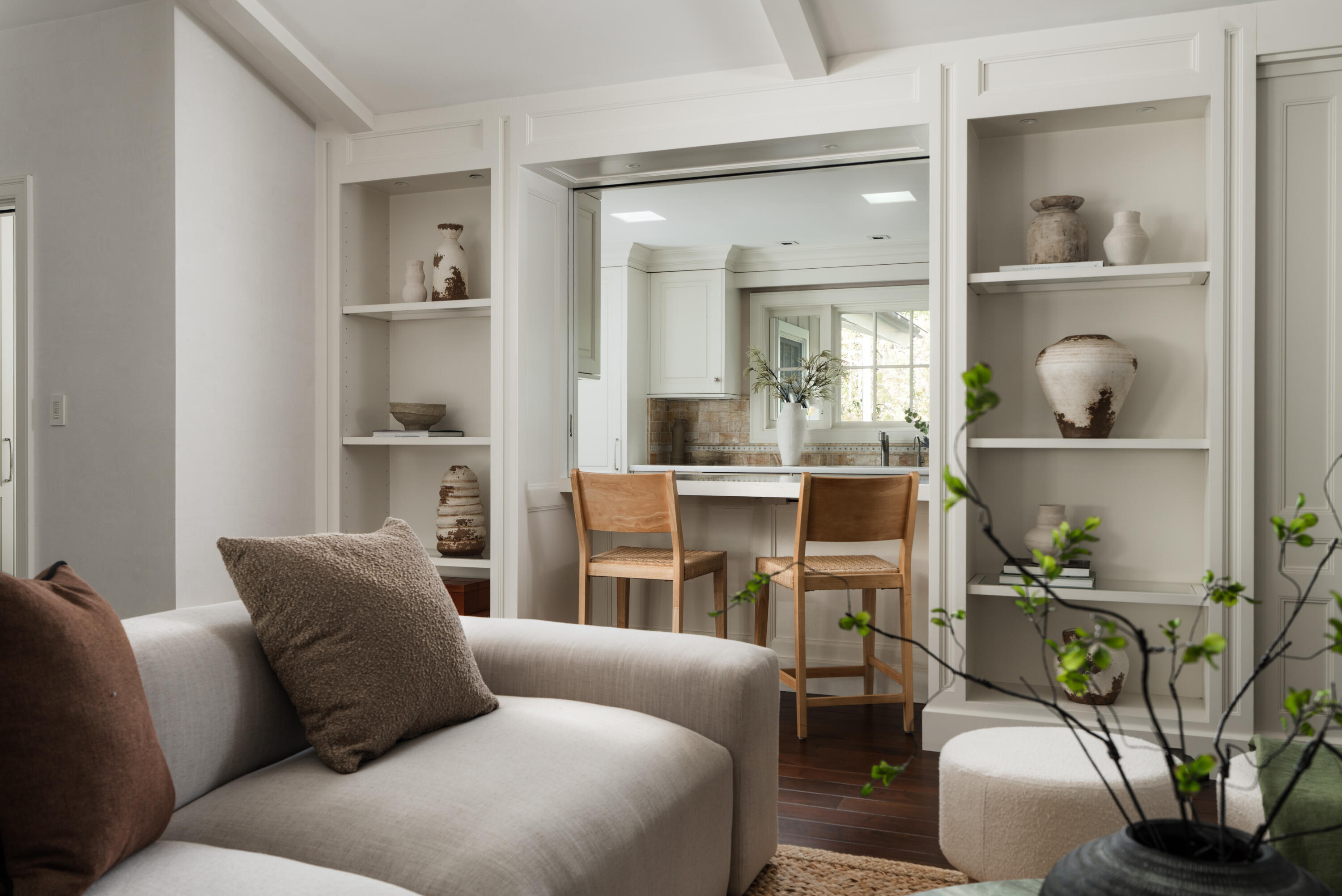 610 Olive Road Montecito, CA 93108 - Photo 6 of 34 a living room with furniture and a book shelf