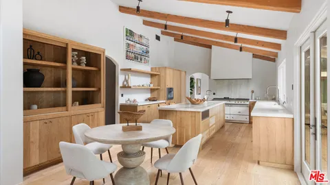 $11,450,000 | 7046 Grasswood Avenue, Malibu, CA 90265