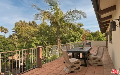 $11,450,000 | 7046 Grasswood Avenue, Malibu, CA 90265