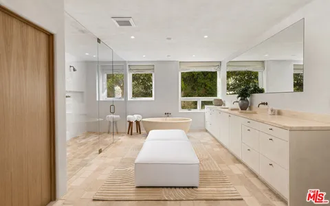 $11,450,000 | 7046 Grasswood Avenue, Malibu, CA 90265