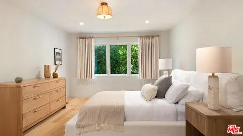 $11,450,000 | 7046 Grasswood Avenue, Malibu, CA 90265