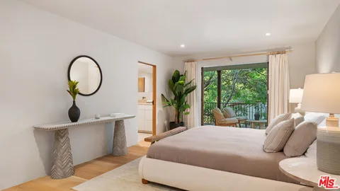 $11,450,000 | 7046 Grasswood Avenue, Malibu, CA 90265