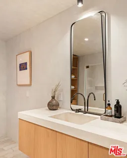 $11,450,000 | 7046 Grasswood Avenue, Malibu, CA 90265