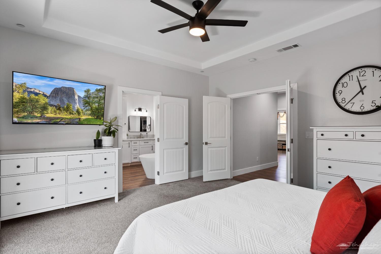 26004 Bear Valley Road Tehachapi, CA 93561 - Photo 30 of 52 Gallery Image 30