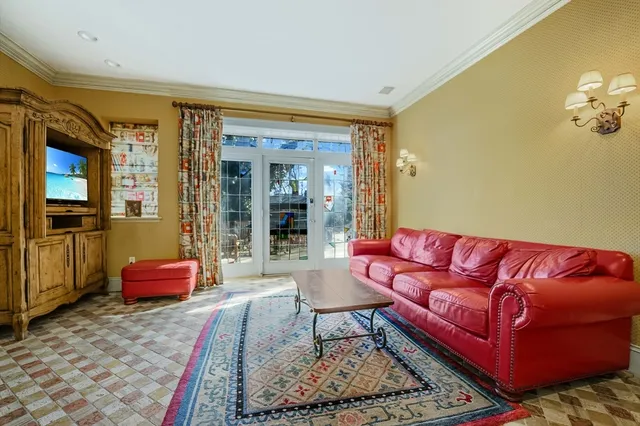 $1,350,000 | 503 Highland Avenue, Fall River, MA 02720