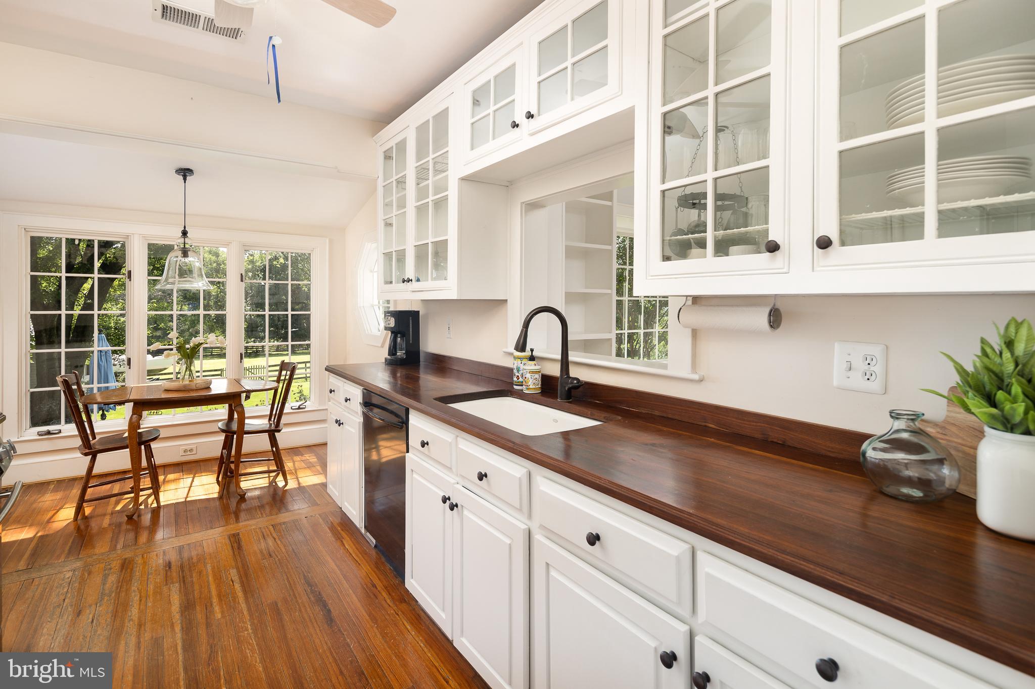 690 Dranesville Road Herndon, VA 20170 - Photo 16 of 81