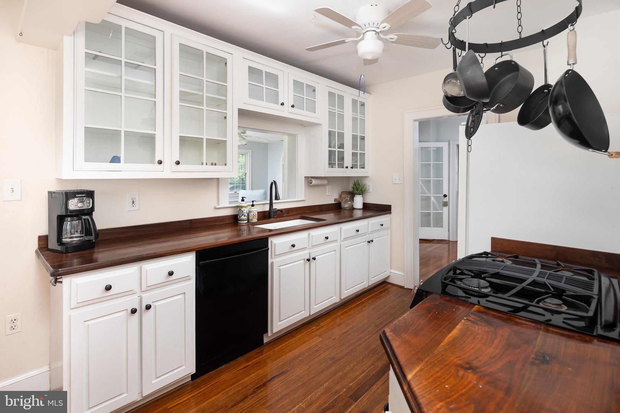 690 Dranesville Road Herndon, VA 20170 - Photo 18 of 81