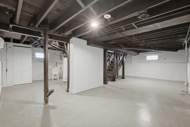 $265,000 | 18037 Ridgewood Avenue, Lansing, IL 60438