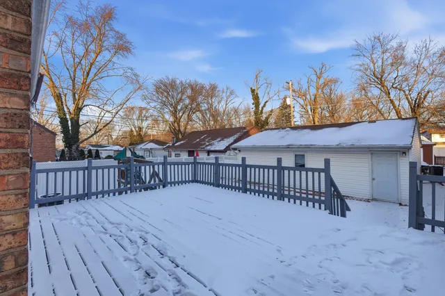$265,000 | 18037 Ridgewood Avenue, Lansing, IL 60438