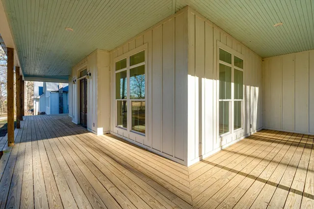 $1,350,000 | 13318 Birchwood Pike, Harrison, TN 37341