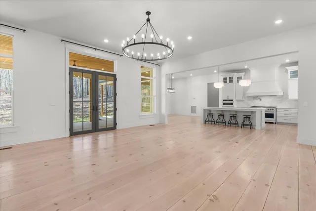 $1,350,000 | 13318 Birchwood Pike, Harrison, TN 37341