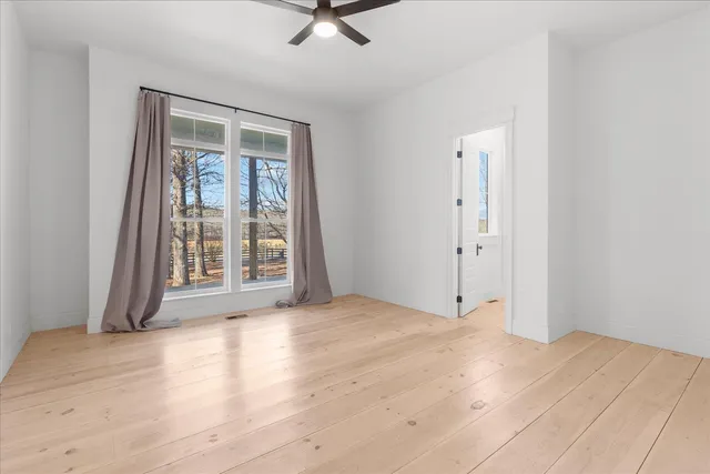 $1,350,000 | 13318 Birchwood Pike, Harrison, TN 37341