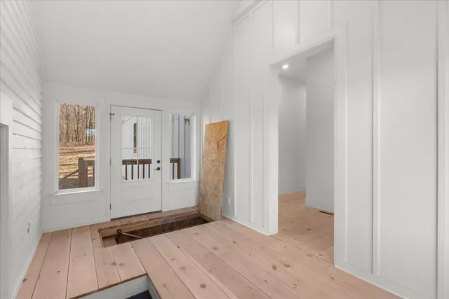 $1,350,000 | 13318 Birchwood Pike, Harrison, TN 37341