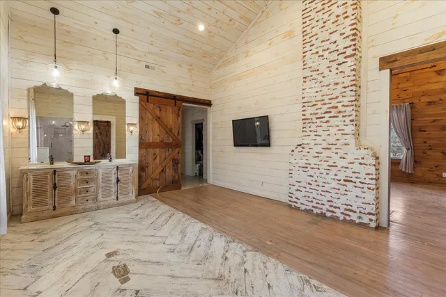 $1,350,000 | 13318 Birchwood Pike, Harrison, TN 37341