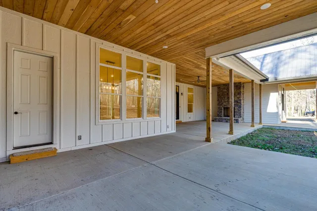 $1,350,000 | 13318 Birchwood Pike, Harrison, TN 37341