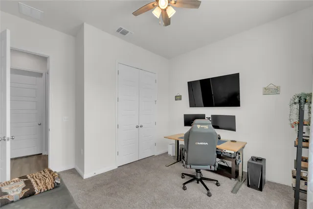 $2,600 | 10024 Dalliance Lane, Manor, TX 78653