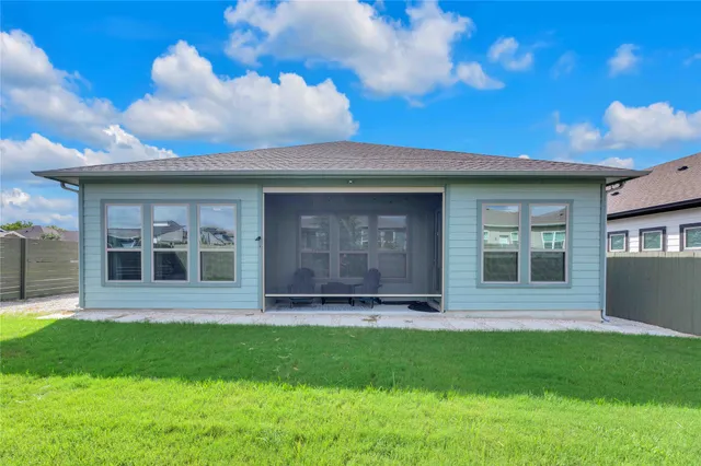 $2,600 | 10024 Dalliance Lane, Manor, TX 78653