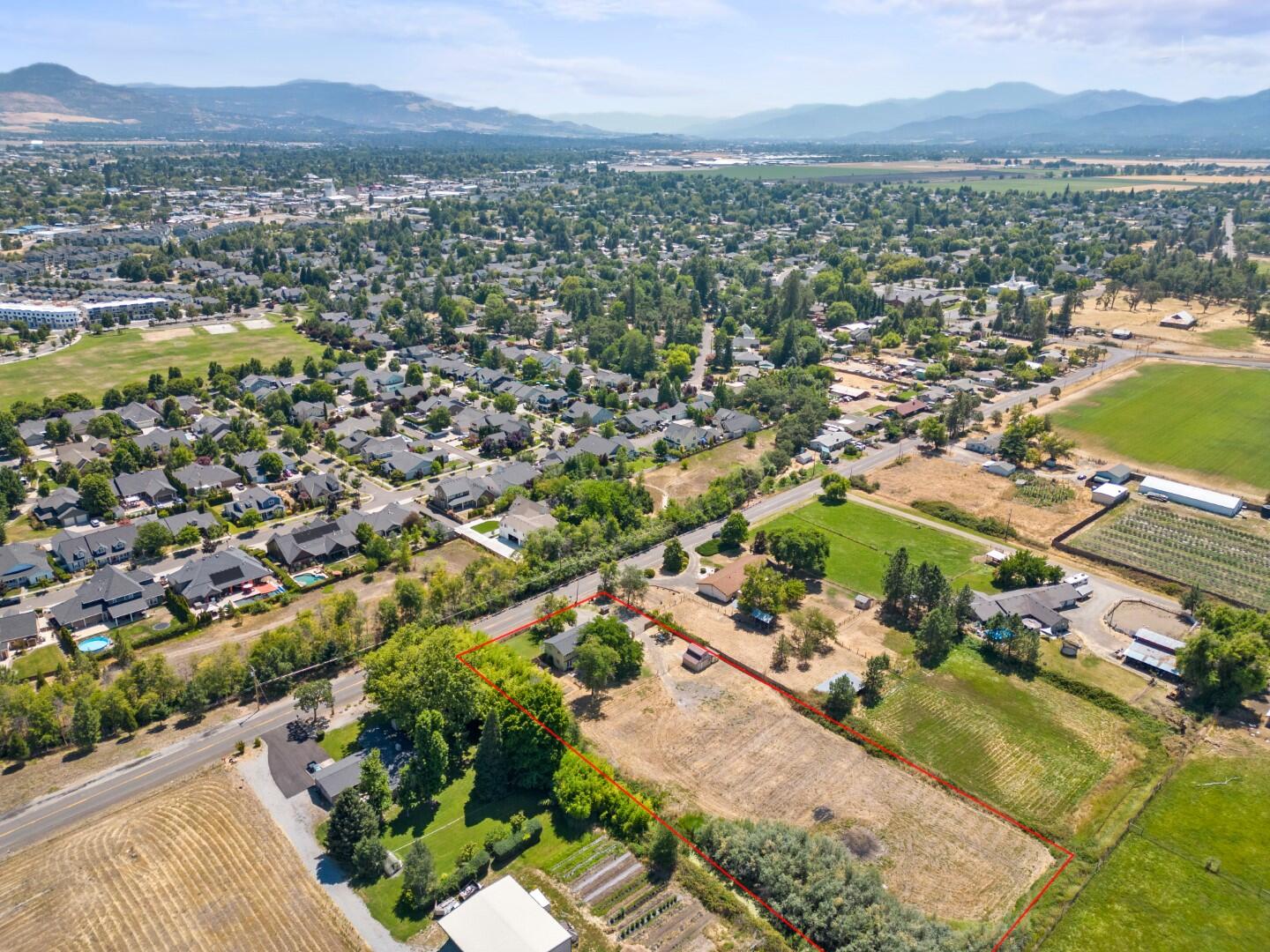 4305 Grant Road Central Point, OR 97502 - Photo 53 of 53 4305 Grant Road - 51