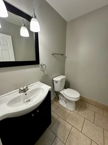 $259,000 | 1229 East 165th Place, South Holland, IL 60473