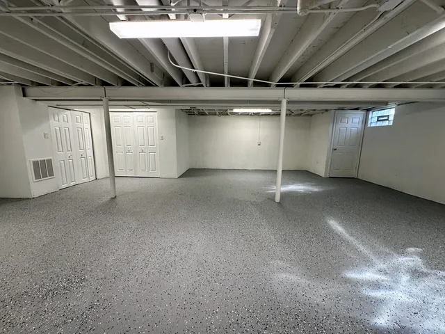 $259,000 | 1229 East 165th Place, South Holland, IL 60473