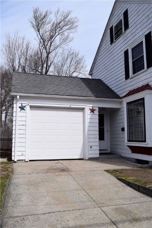 319 Post Road Warwick, RI 02888 - Photo 5 of 19 Gallery Image 5