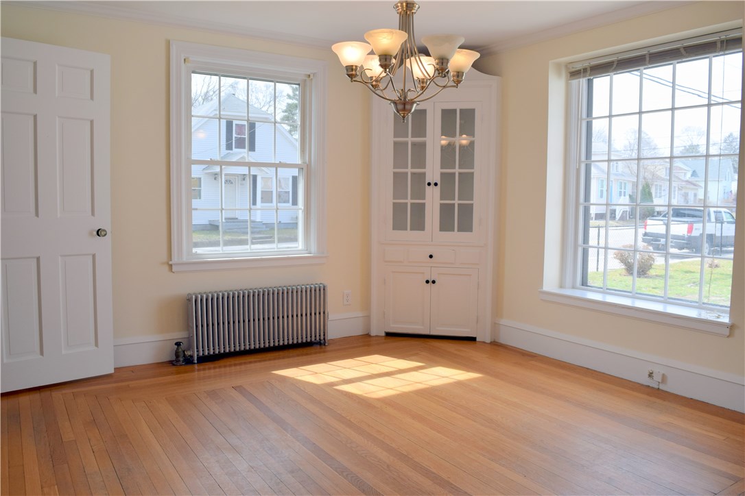319 Post Road Warwick, RI 02888 - Photo 10 of 19 Gallery Image 10