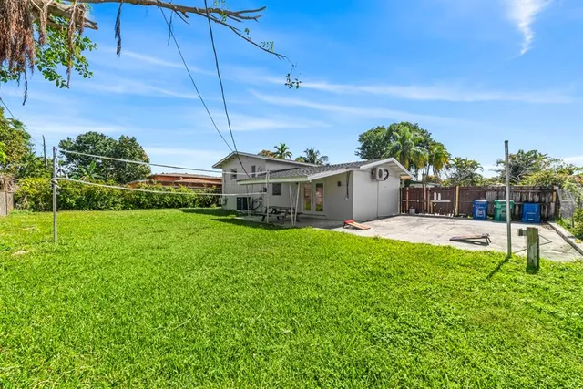 $599,000 | 1215 Northeast 200th Street, Miami, FL 33179