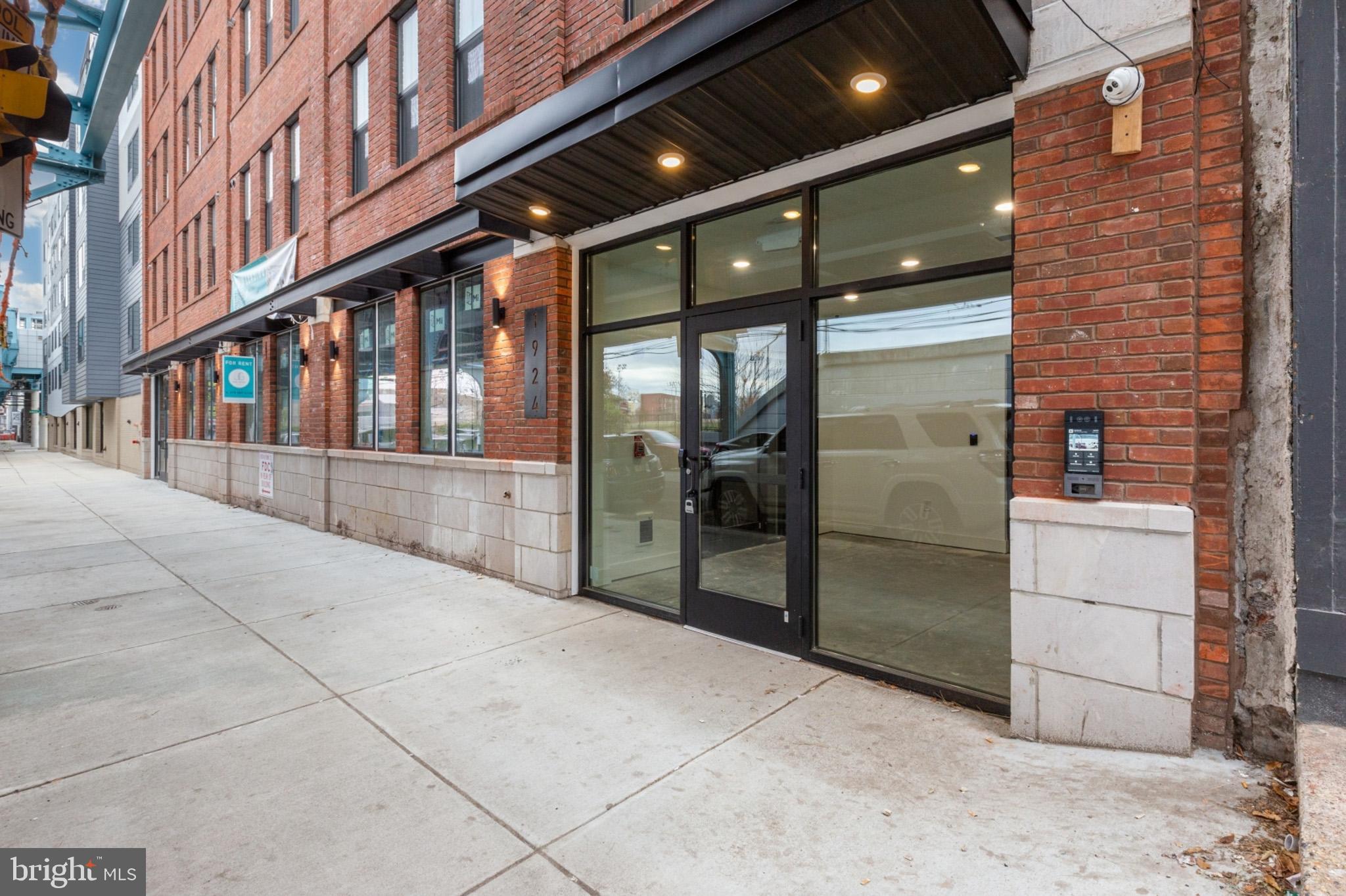 1924 North Front Street, Unit 307 Philadelphia, PA 19122 - Photo 30 of 30