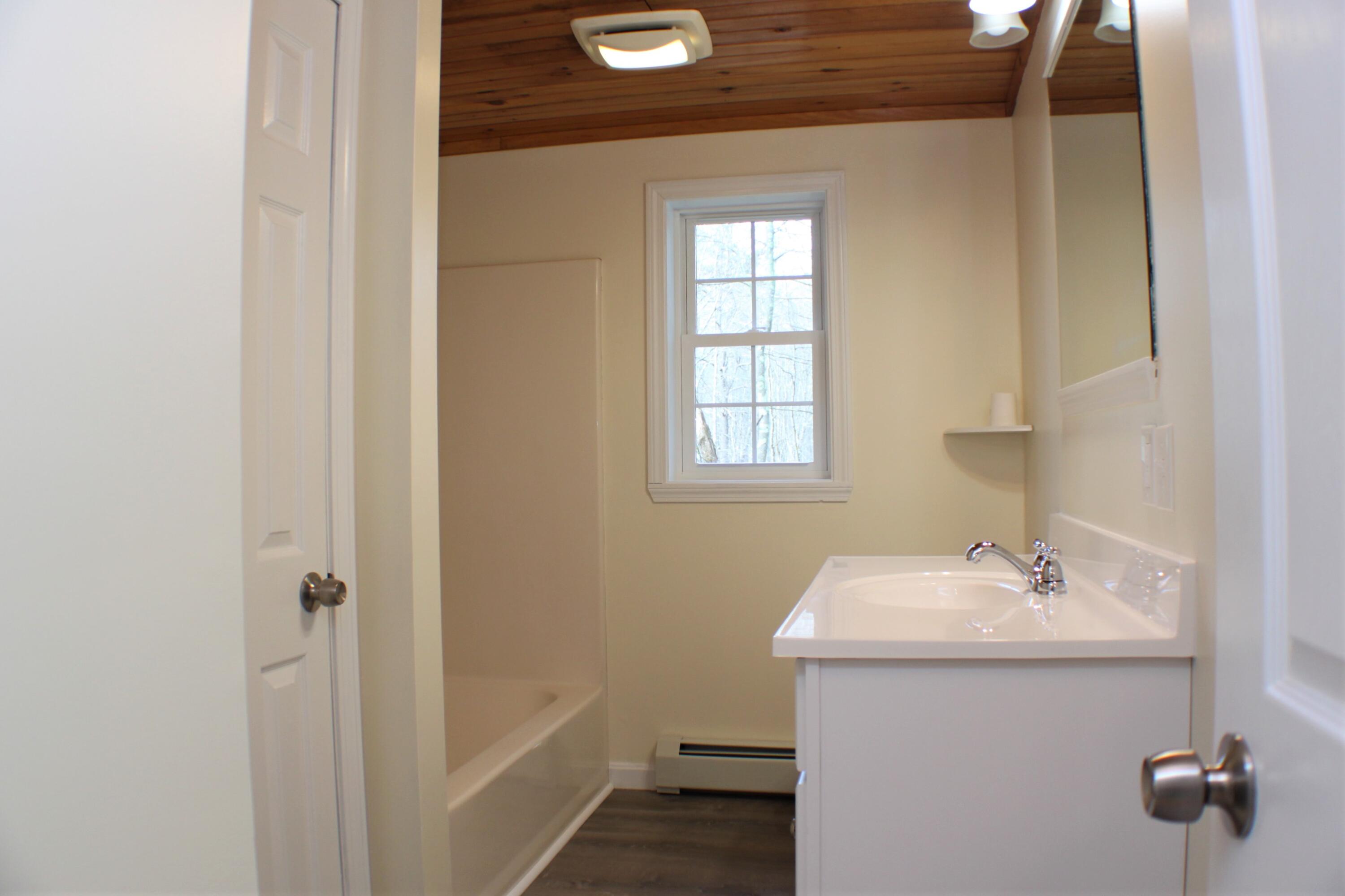 158 Beaver Dam Road North Waterboro, ME 04061 - Photo 8 of 15 Full Bath