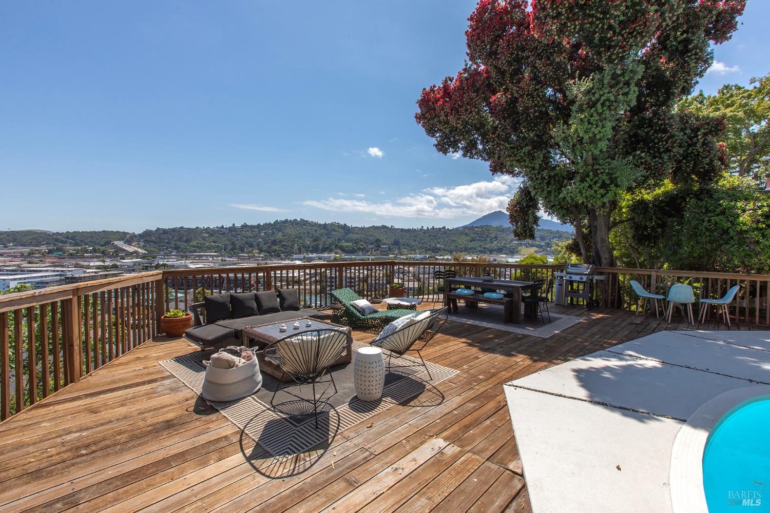 32 Alta Vista Way San Rafael, CA 94901 - Photo 30 of 48